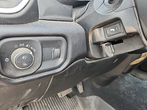 Used 2021 RAM 2500 Big Horn w/ Level 1 Equipment Group AWD/4WD image 14