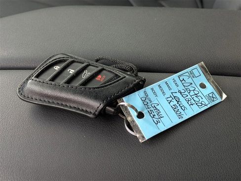 Used 2024 Lexus TX 500h AWD w/ Technology Package image 33