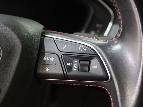 Used 2020 Audi SQ5 Prestige w/ Prestige Package AWD/4WD image 27