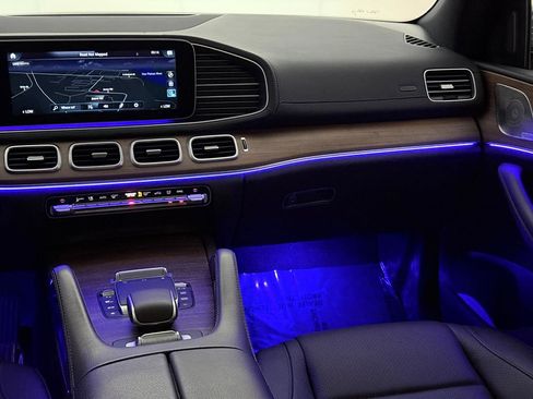 Used 2022 Mercedes-Benz GLS 450 4MATIC image 31