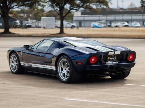 Used 2006 Ford GT image 13