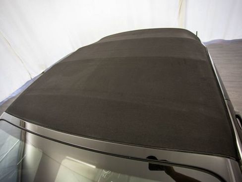 Used 2018 BMW 230i Convertible w/ Premium Package image 49