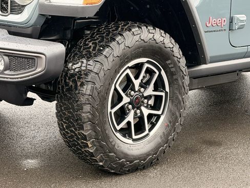 New 2026 Jeep Wrangler Unlimited Rubicon image 19