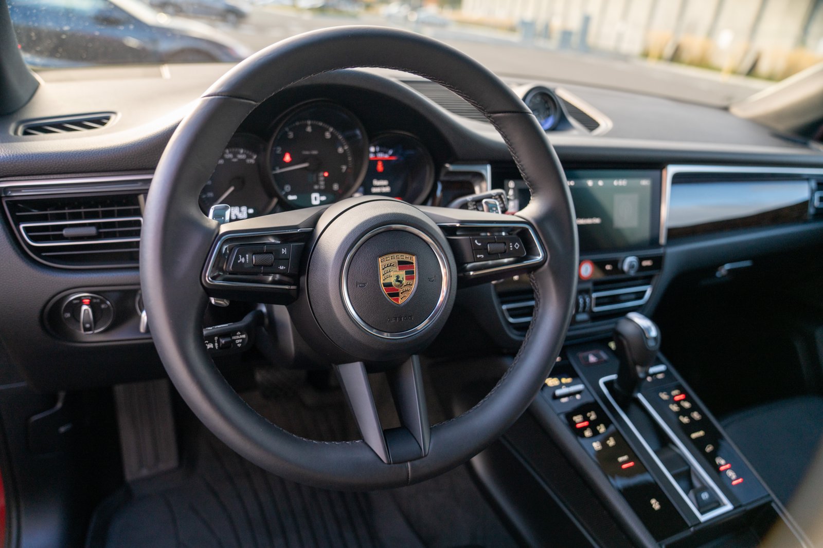 Certified 2026 Porsche Macan AWD/4WD image 14