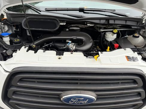 Used 2019 Ford Transit 250 130 Medium Roof RWD image 31