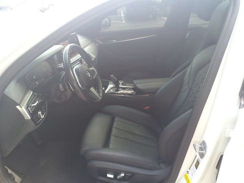 Used 2022 BMW 540i w/ M Sport Package RWD image 17