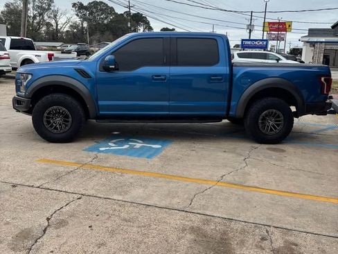 Used 2019 Ford F150 Raptor w/ Equipment Group 802A Luxury image 3