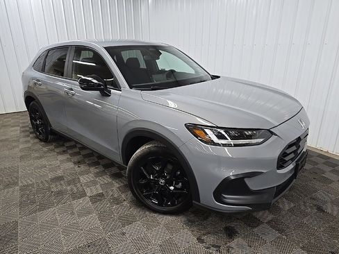 Used 2024 Honda HR-V Sport image 7