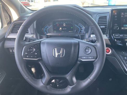 Used 2024 Honda Odyssey EX-L image 16