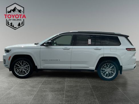 Used 2023 Jeep Grand Cherokee L Summit w/ Advanced Protech Group IV image 2