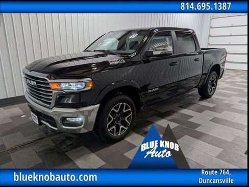 Used 2025 RAM 1500 Laramie AWD/4WD image 1