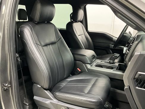 Used 2018 Ford F150 XLT w/ Equipment Group 302A Luxury AWD/4WD image 10