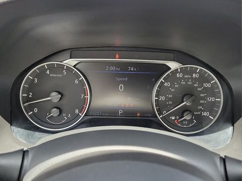 Used 2024 Nissan Altima 2.5 SV FWD image 18