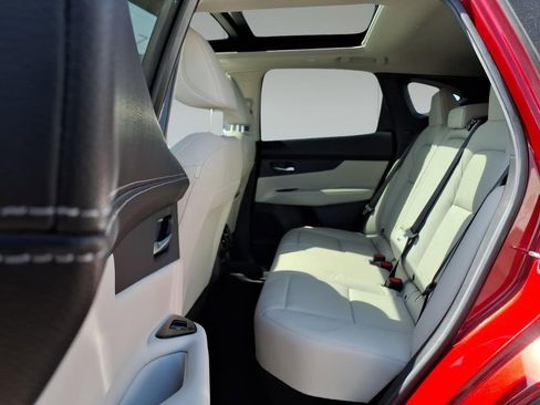 Used 2025 Nissan Murano SL AWD/4WD image 10
