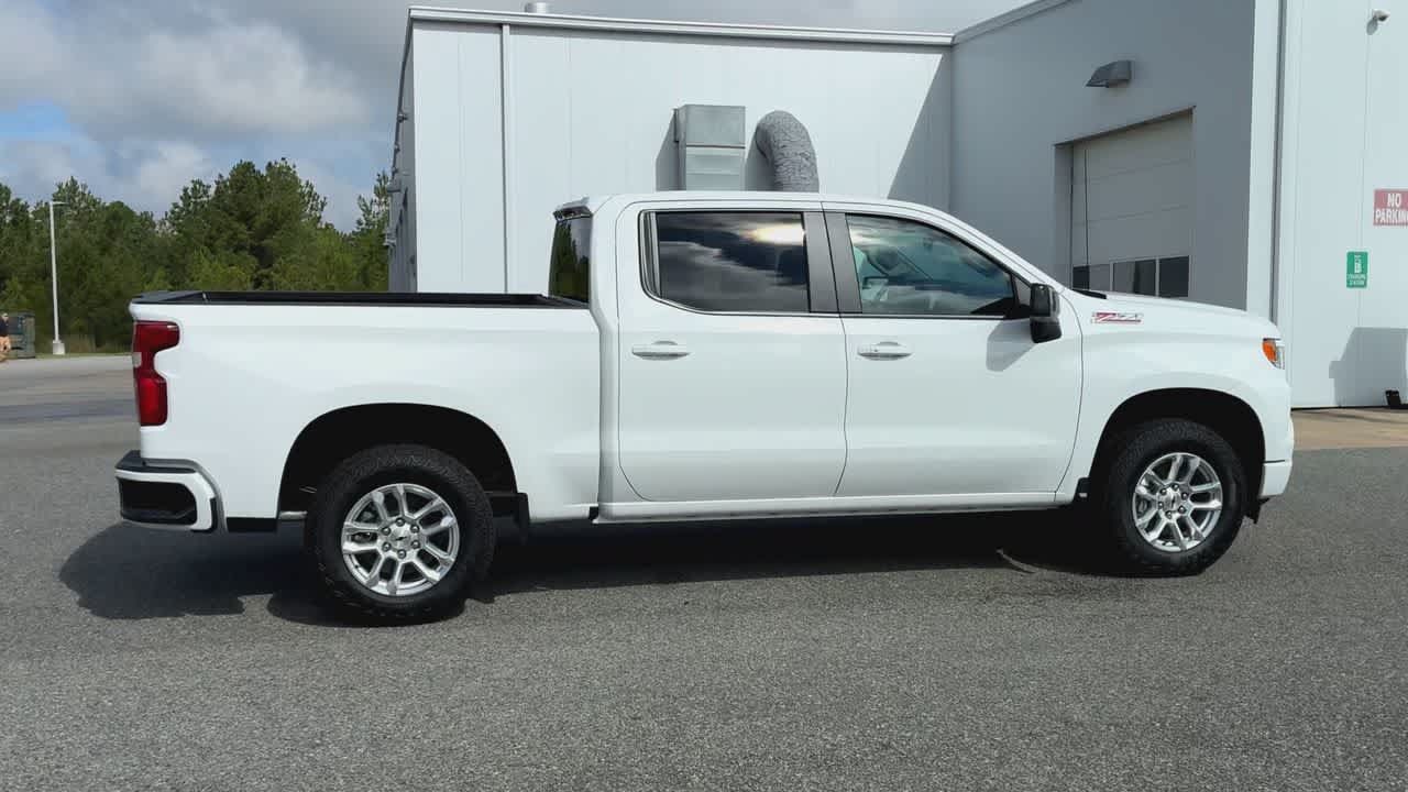 New 2026 Chevrolet Silverado 1500 RST w/ Z71 Off-Road Package AWD/4WD image 9