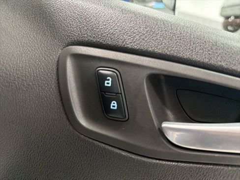 Used 2018 Ford Transit Connect XLT image 29