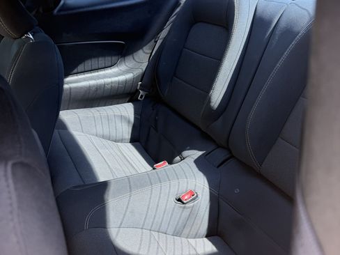 Used 2016 Ford Mustang Coupe RWD image 11