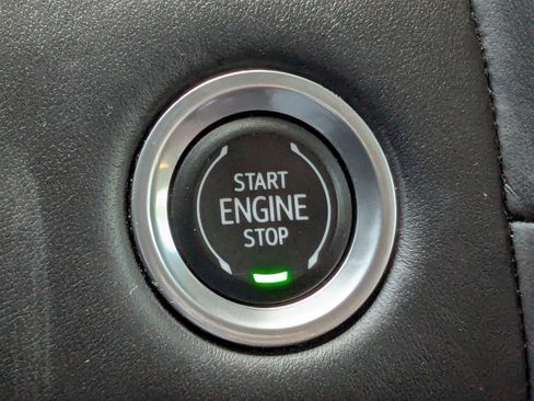 Used 2023 GMC Yukon XL Denali Ultimate AWD/4WD image 31