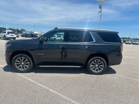 Used 2022 Chevrolet Tahoe LT w/ Luxury Package AWD/4WD image 1