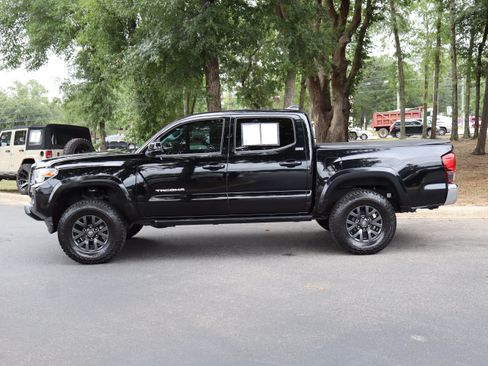 Used 2020 Toyota Tacoma SR5 w/ SR5 Appearance Package (SM) RWD image 6
