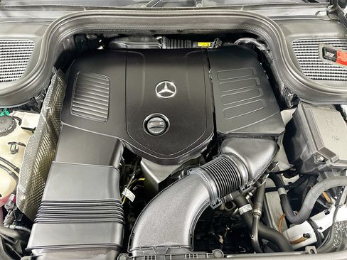 New 2026 Mercedes-Benz GLE 450e 4MATIC image 33