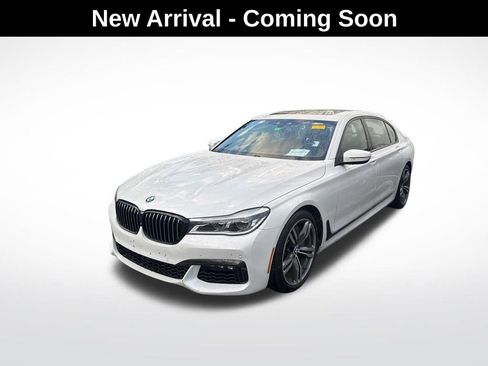 Used 2019 BMW 750i w/ Executive Package RWD image 1