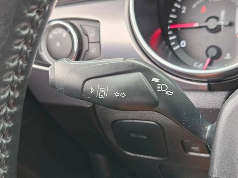 Used 2022 Ford Mustang GT RWD image 17