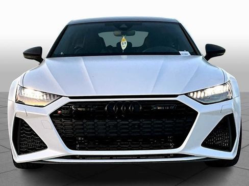 Used 2025 Audi RS 7 Performance w/ Matte Carbon Package image 3