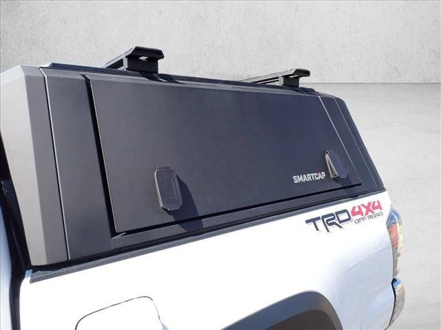 Used 2021 Toyota Tacoma TRD Off-Road AWD/4WD image 8