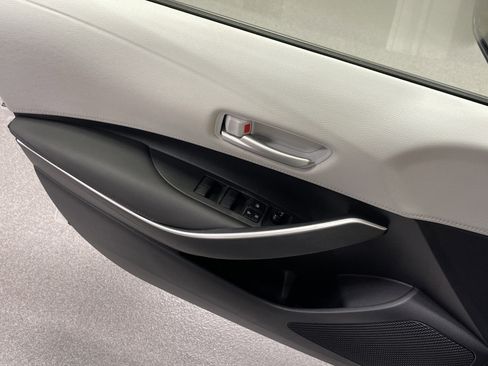 Used 2020 Toyota Corolla SE FWD image 14