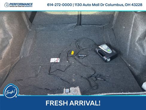 Used 2017 Dodge Challenger GT w/ Technology Group image 13