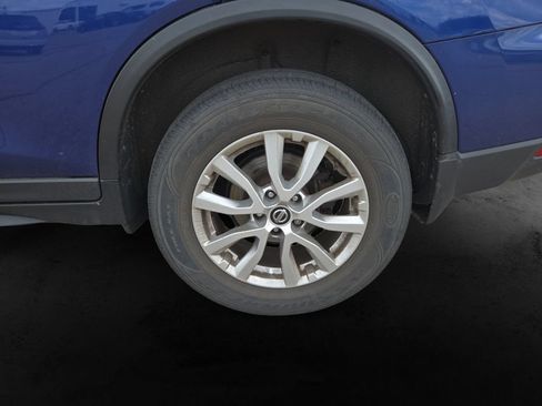 Used 2018 Nissan Rogue SV AWD/4WD image 13