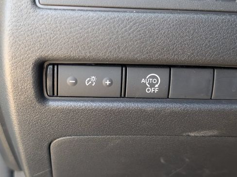 Certified 2025 Nissan Rogue S FWD image 24