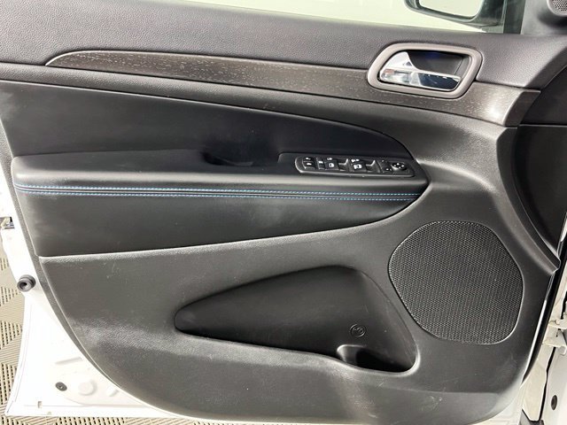Used 2018 Jeep Grand Cherokee Laredo AWD/4WD image 21