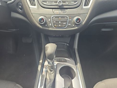 Used 2024 Chevrolet Malibu LT image 15
