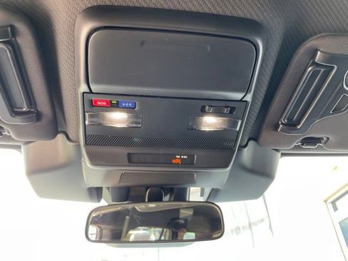 Used 2026 Subaru Outback Premium AWD/4WD image 18
