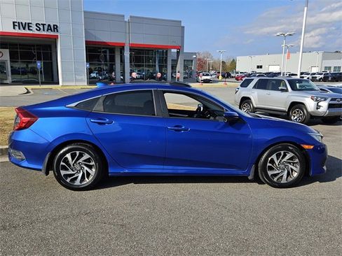 Used 2017 Honda Civic EX image 12