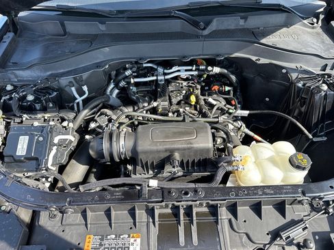 Used 2022 Ford Explorer XLT w/ Equipment Group 202A image 39