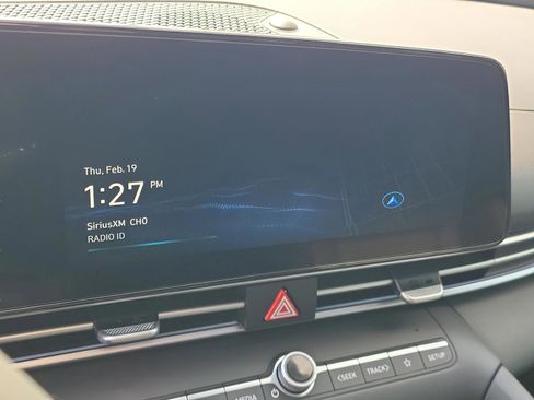 New 2026 Hyundai Elantra Limited image 22