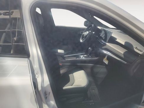 New 2026 Jeep Compass Latitude w/ Sun and Sound Group image 15