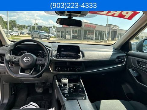 Used 2024 Nissan Rogue S FWD image 34