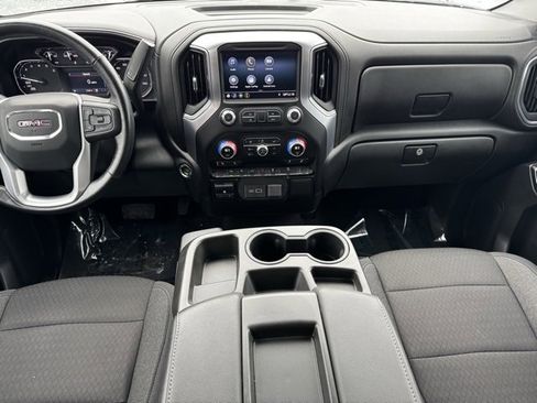 Used 2020 GMC Sierra 1500 Elevation w/ Elevation Value Package image 9