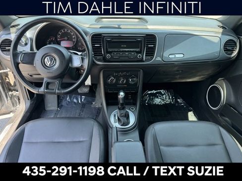 Used 2012 Volkswagen Beetle 2.5 image 11