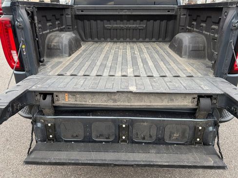 Used 2020 GMC Sierra 1500 Denali w/ Denali Ultimate Package AWD/4WD image 16