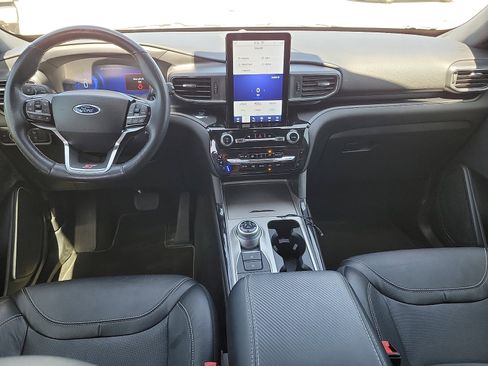 Used 2023 Ford Explorer ST w/ Equipment Group 401A AWD/4WD image 9