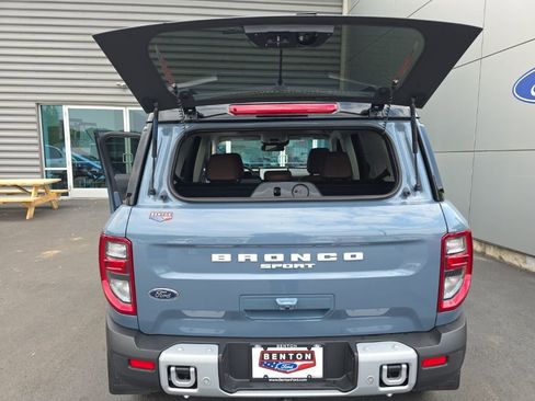 Used 2025 Ford Bronco Sport Outer Banks w/ Sasquatch Outer Banks Package AWD/4WD image 35