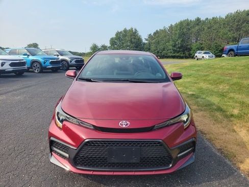 Used 2022 Toyota Corolla SE image 2