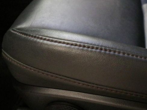 Used 2024 MAZDA MAZDA3 s image 14