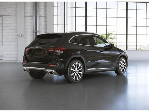 Used 2022 Mercedes-Benz GLA 250 4MATIC image 22