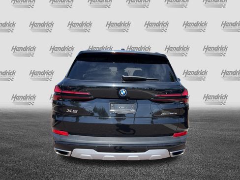 Used 2024 BMW X5 xDrive50e w/ Premium Package AWD/4WD image 9